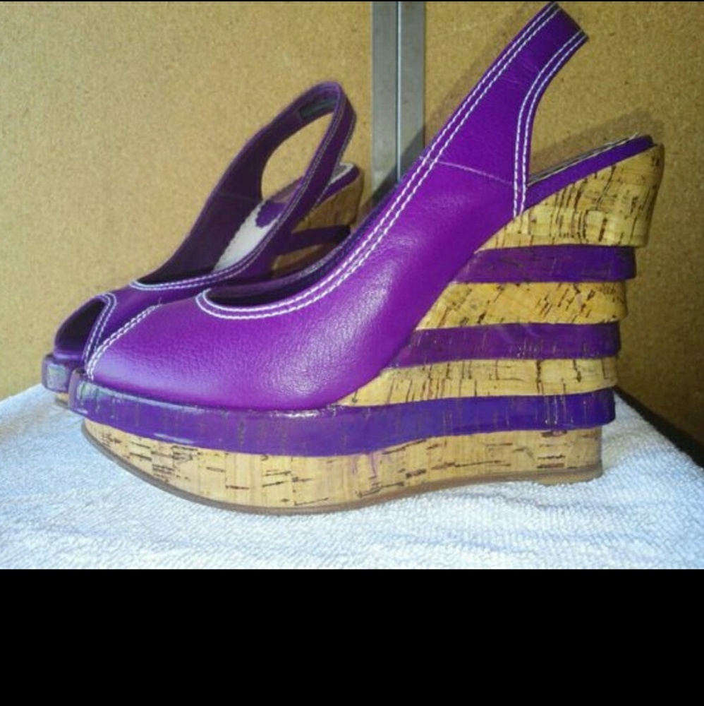 Roberto Fabiani Italian Leather wedges